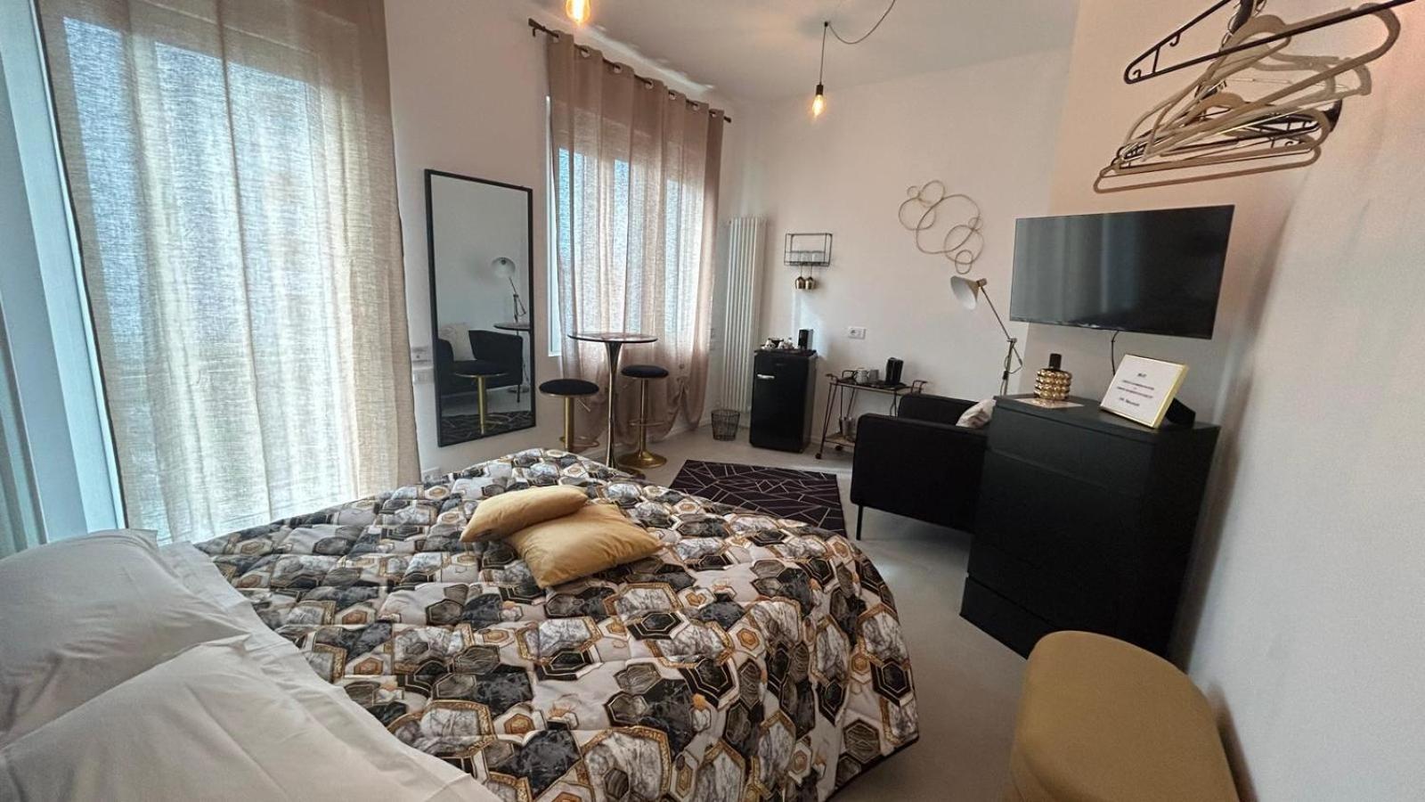 Comfort Accommodation Suite & Le Camere Bergamo Exterior foto