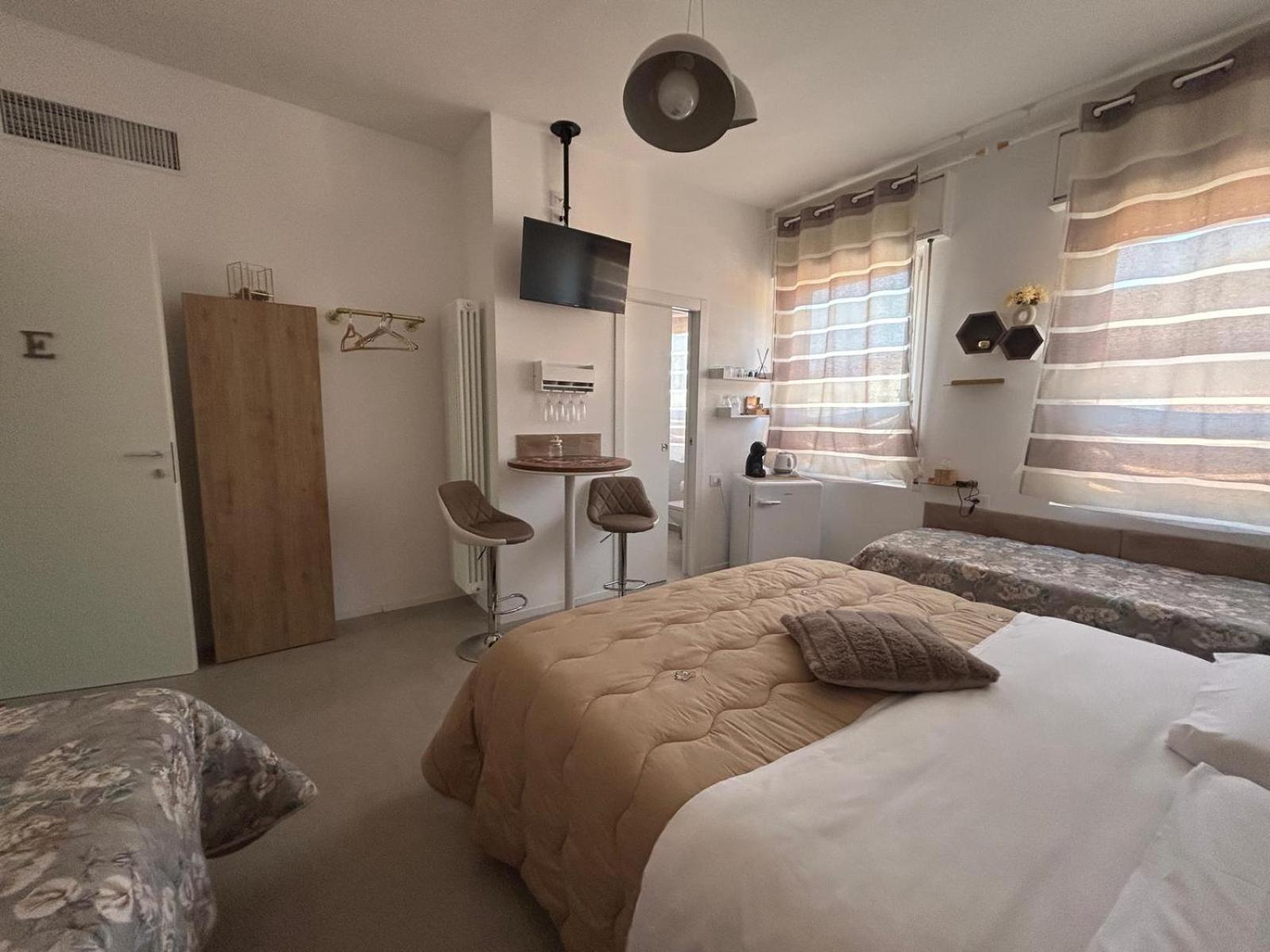 Comfort Accommodation Suite & Le Camere Bergamo Exterior foto
